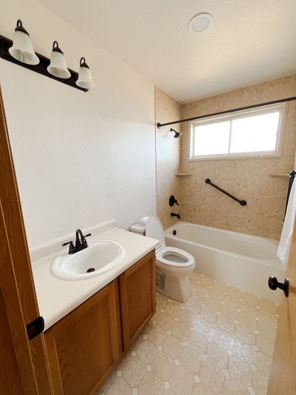 Top Bathroom Remodeling Companies in Hampton, VA